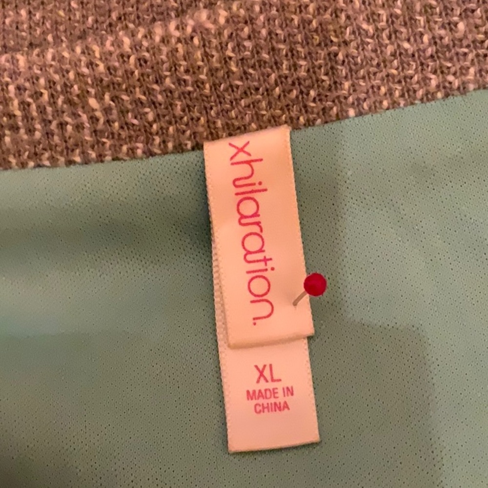 jacket - Picture 5 of 9